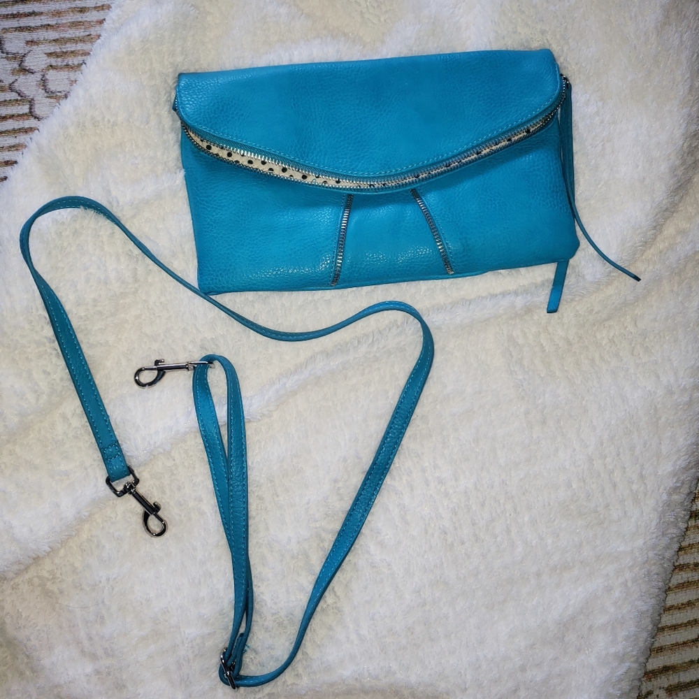 B Blue Clutch - Picture 12 of 12